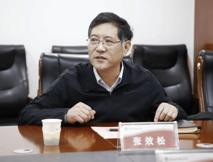 合作共赢  智启未来——Vwin德赢唯一官方网站与沧州市烟草专卖局（公司）开展产学研合作暨智能数据分析中心签约、揭牌仪式